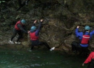  Atravesando la costa